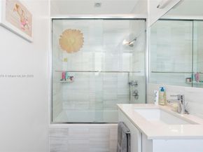 501 NE 51st St, Miami FL 33137