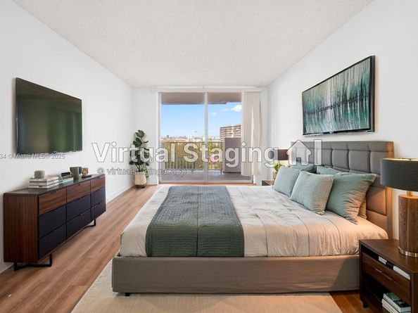 1300 NE Miami Gardens Dr 512E, Miami FL 33179