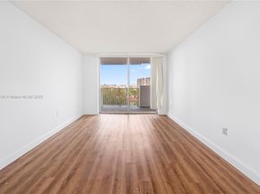 1300 NE Miami Gardens Dr 512E, Miami FL 33179