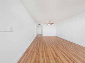 1300 NE Miami Gardens Dr 512E, Miami FL 33179