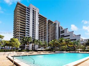 1000 Venetian Way 1902, Miami FL 33139