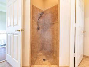 903 NW 167th Ave, Pembroke Pines FL 33028