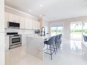 903 NW 167th Ave, Pembroke Pines FL 33028