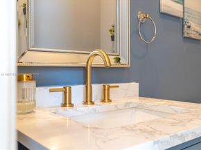 903 NW 167th Ave, Pembroke Pines FL 33028