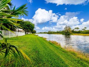 903 NW 167th Ave, Pembroke Pines FL 33028