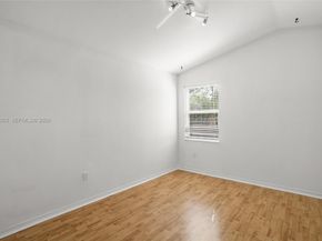 1640 Weeping Willow Way 1640, Hollywood FL 33019