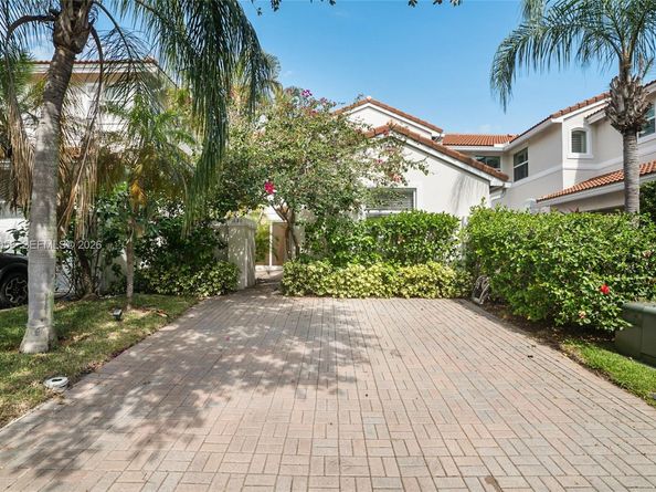 1640 Weeping Willow Way 1640, Hollywood FL 33019