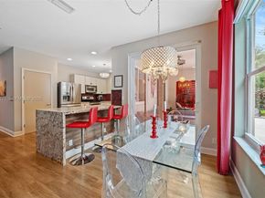 11070 Minneapolis Dr, Cooper City FL 33026