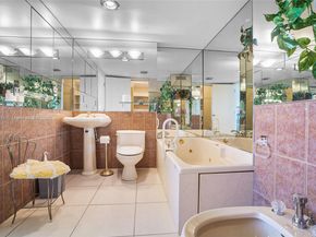 2100 Sans Souci Blvd PH F2, North Miami FL 33181