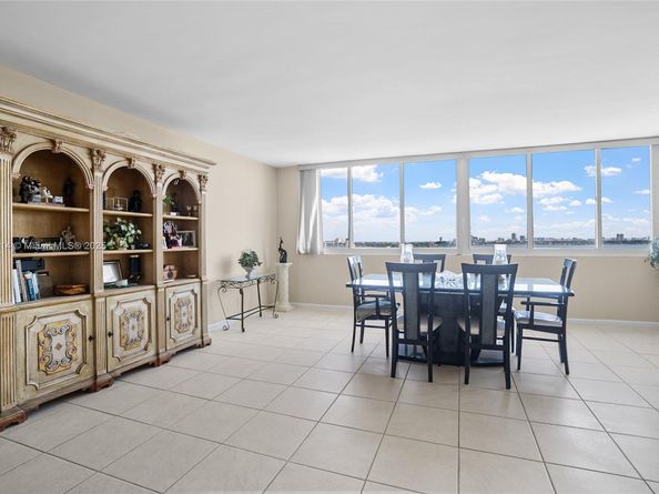 2100 Sans Souci Blvd PH F2, North Miami FL 33181