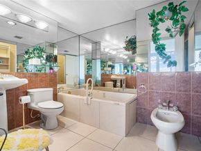 2100 Sans Souci Blvd PH F2, North Miami FL 33181