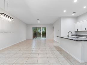 4152 NE 20th St, Homestead FL 33033