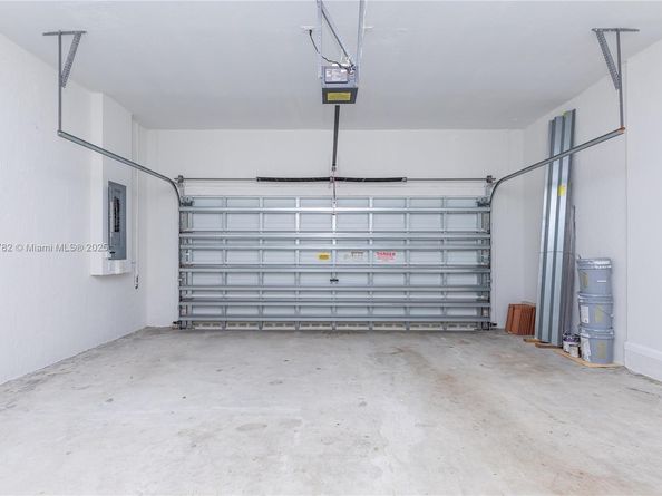 4152 NE 20th St, Homestead FL 33033