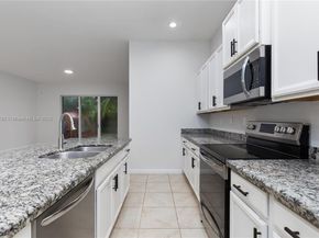 4152 NE 20th St, Homestead FL 33033
