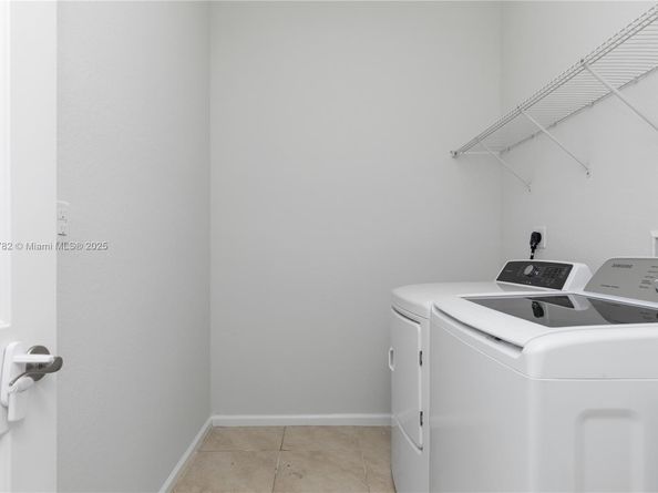 4152 NE 20th St, Homestead FL 33033