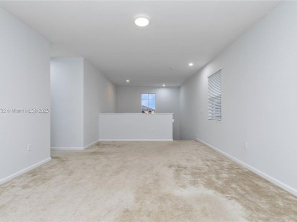 4152 NE 20th St, Homestead FL 33033