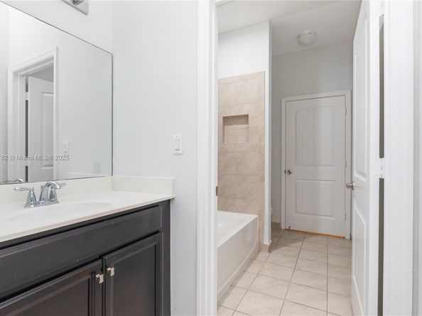 4152 NE 20th St, Homestead FL 33033
