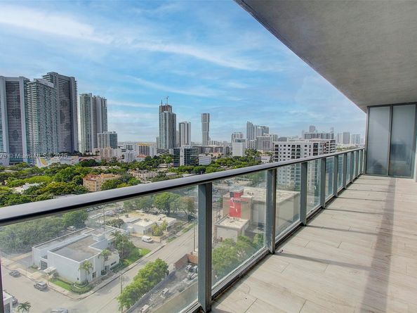 121 NE 34th St 1507, Miami FL 33137