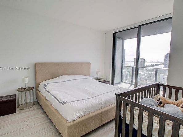 121 NE 34th St 1507, Miami FL 33137