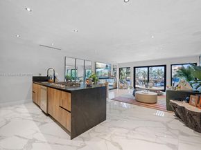 3904 NE 167th St 10, North Miami Beach FL 33160