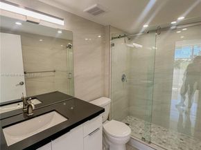 16546 NE 26th Ave 4J, North Miami Beach FL 33160