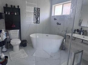 427 SW 169th Ter, Weston FL 33326