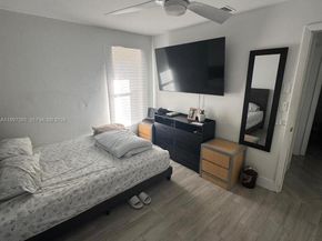 427 SW 169th Ter, Weston FL 33326