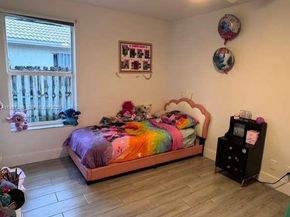 427 SW 169th Ter, Weston FL 33326