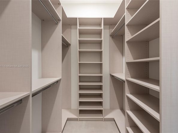 101 SW 25th Rd, Miami FL 33129