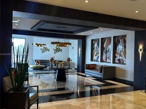 20515 E Country Club Dr 1042, Aventura FL 33180