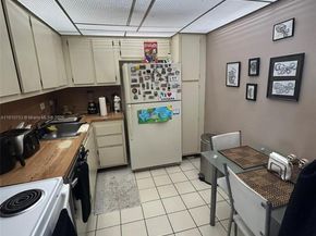 20515 E Country Club Dr 1042, Aventura FL 33180