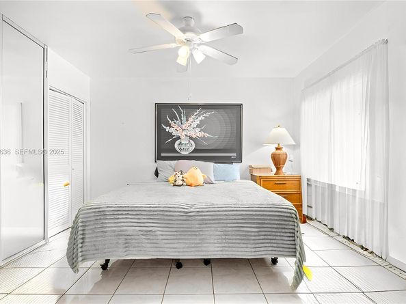 1050 Atlantic Shores Blvd 210, Hallandale Beach FL 33009