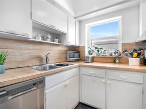 1050 Atlantic Shores Blvd 210, Hallandale Beach FL 33009