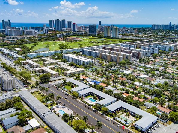 1050 Atlantic Shores Blvd 210, Hallandale Beach FL 33009