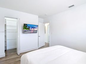 3041 NW 69th Ter, Miami FL 33147