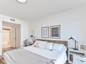 2080 S Ocean Dr 506, Hallandale Beach FL 33009