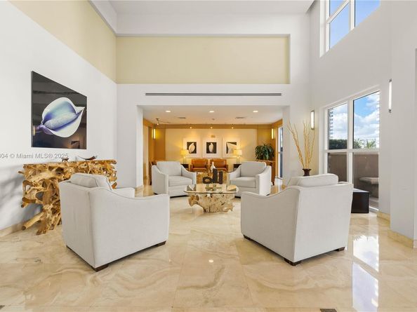 2080 S Ocean Dr 506, Hallandale Beach FL 33009