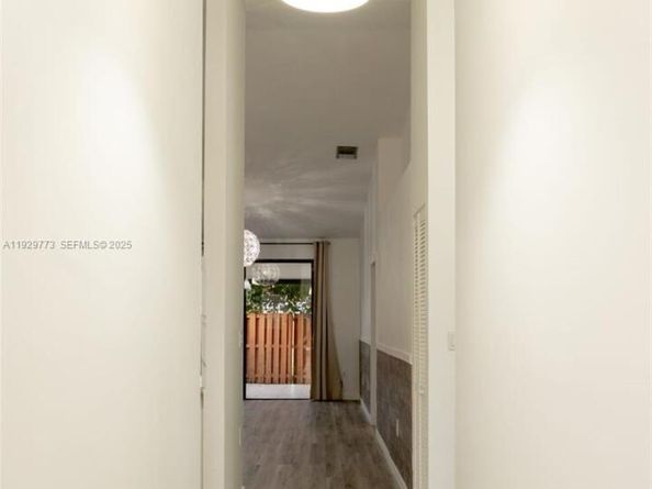 6725 NW 192nd Ln 0, Hialeah FL 33015