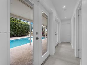 9990 Broad Channel Dr, Cutler Bay FL 33157