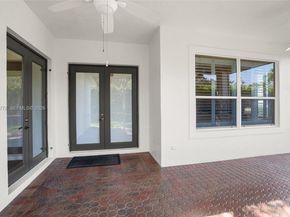 10620 NW 56th Ct, Coral Springs FL 33076