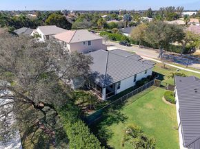 10620 NW 56th Ct, Coral Springs FL 33076