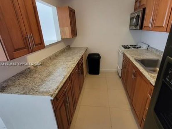 1845 Pembroke Rd 322, Hollywood FL 33020