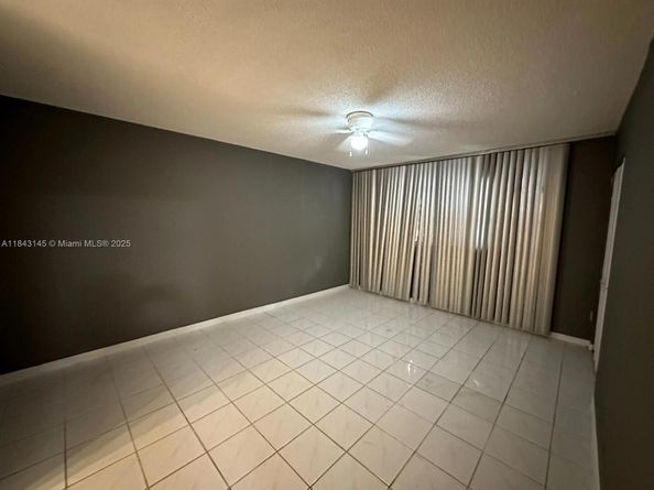 3280 Spanish Moss Ter 213, Lauderhill FL 33319