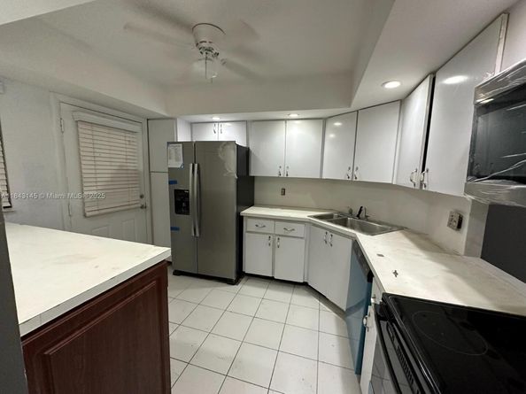 3280 Spanish Moss Ter 213, Lauderhill FL 33319
