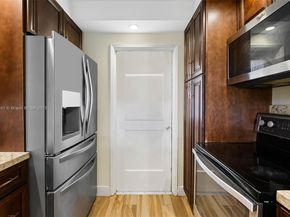 3050 N Palm Aire Dr 501, Pompano Beach FL 33069