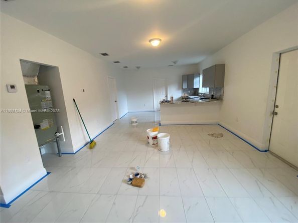 3025 NW 23 Ave, Miami FL 33142