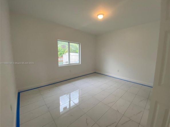 3025 NW 23 Ave, Miami FL 33142