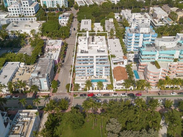 200 Ocean Dr 5D, Miami Beach FL 33139