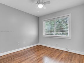 10930 SW 75th St, Miami FL 33173