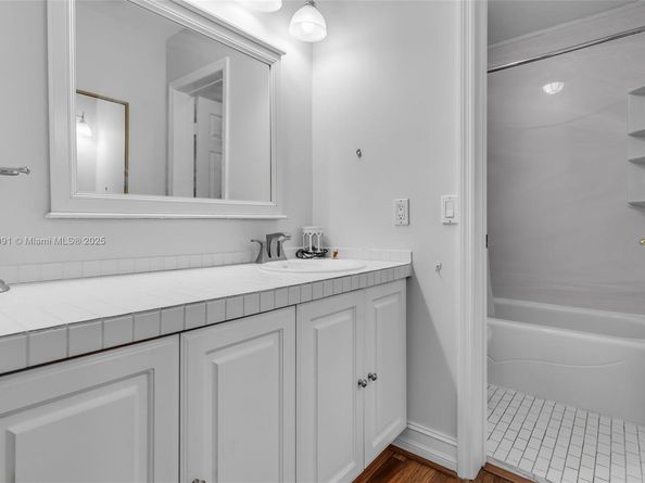 10930 SW 75th St, Miami FL 33173